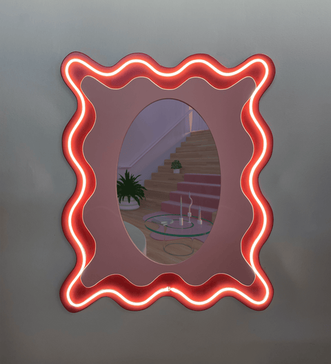 Curvy Betty, Wavy mirror