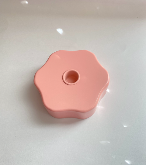 Poppy single candle holder