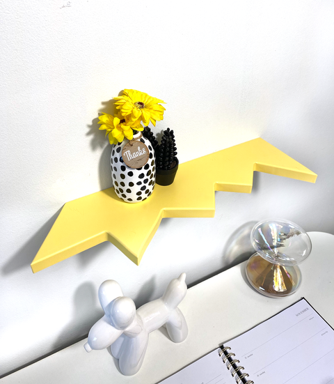 Sadie Irregular wavy shelf